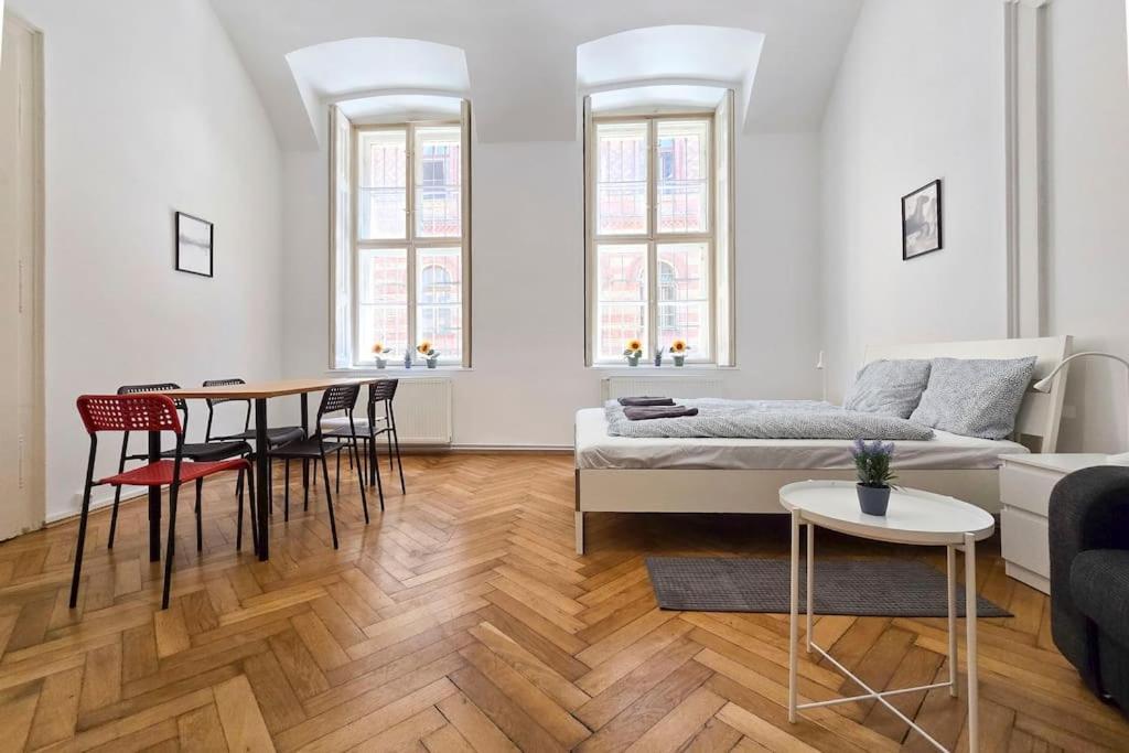 Seventh Sense Apartment Boedapest Buitenkant foto